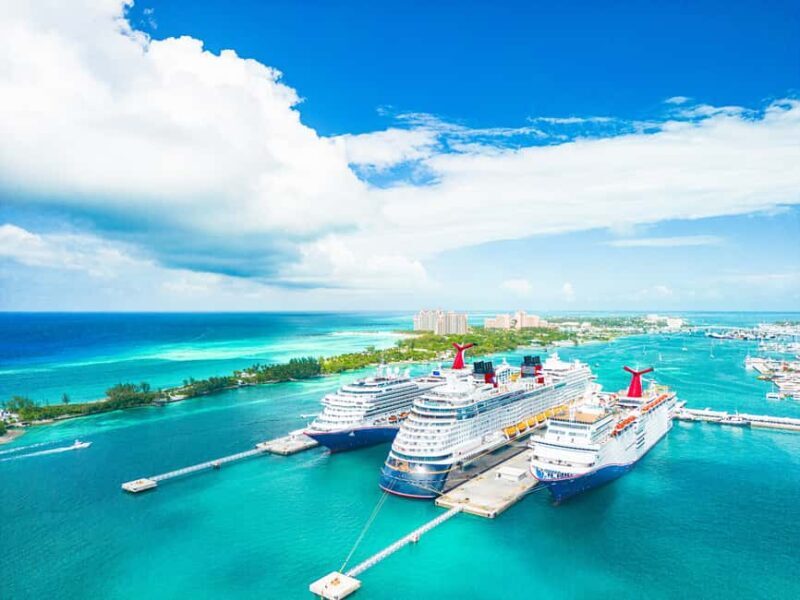 Nassau: SNUBA Diving Island Cruise with Bahamian Lunch - Key Points