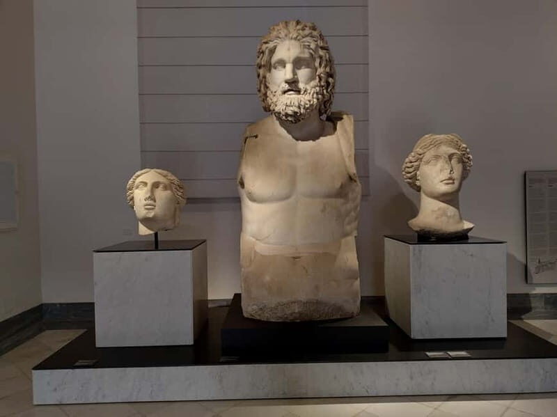 National Archaeological Museum synchronized audioguided tour without QR or app - The Practical Side: Duration, Cost, and Accessibility