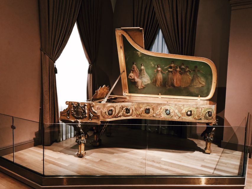 National Portrait Gallery & American Art Museum Guided Tour - Tour Experience