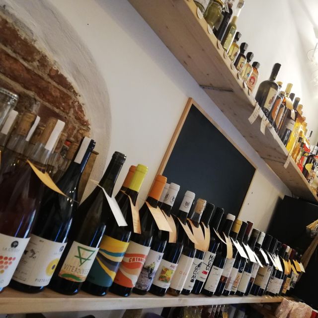 Natural Wine Tasting With Snacks at Bottega Monteleone - Natural Wine Selection