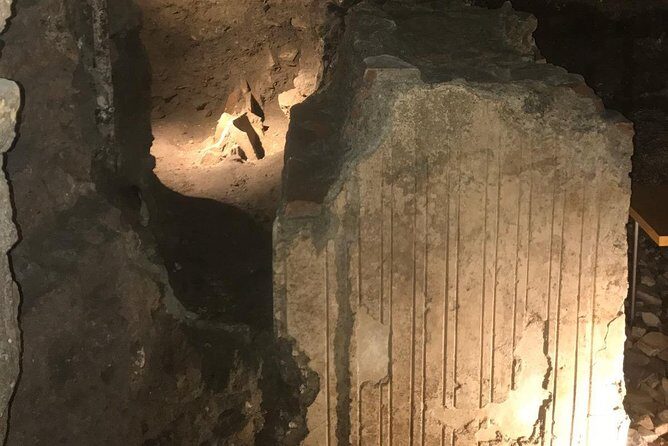 Navona Square and École Française Underground ticket - Key Points