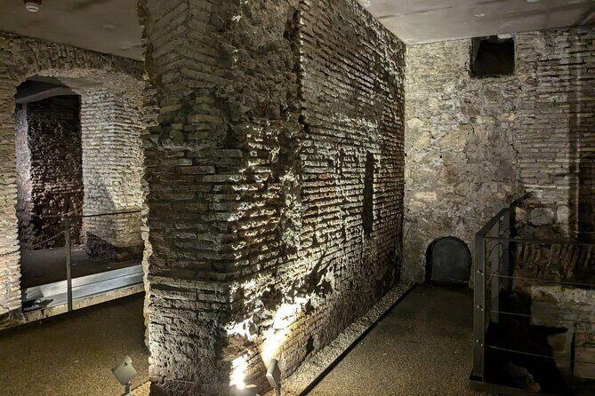 Navona Square and École Française Underground ticket - FAQ