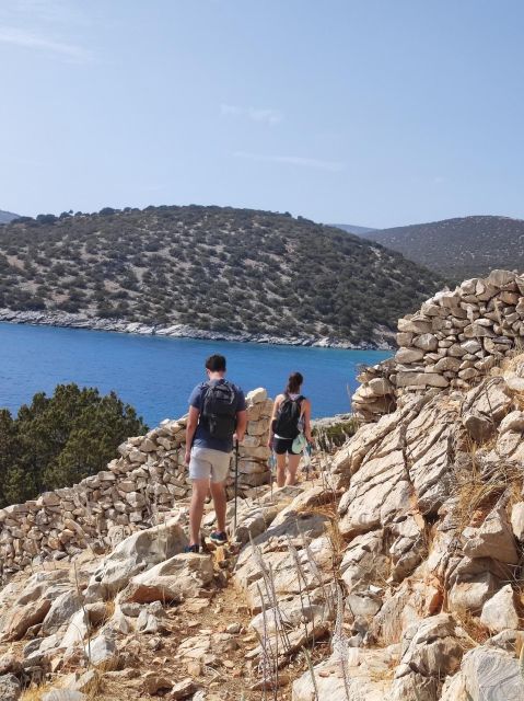 Naxos: Explore the cave of the unspoiled south-east coast! - The Hiking Experience: A Picturesque Trail with Stunning Views