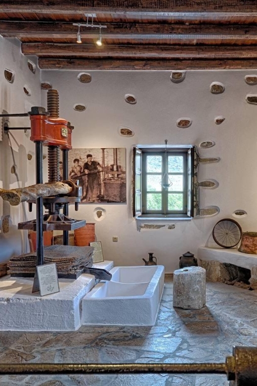 Naxos: Must-See Sites in Half a Day - Exploring the Temple of Demeter