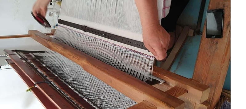 Naxos: Traditional Hands-on Loom Weaving Class - Key Points