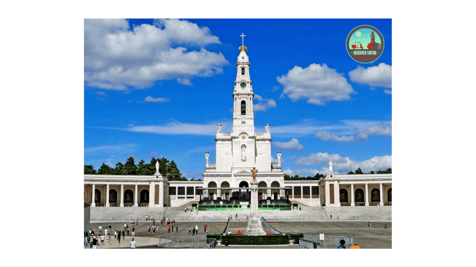 Nazaré, Óbidos and Fatima: Day trip from Lisbon - FAQ