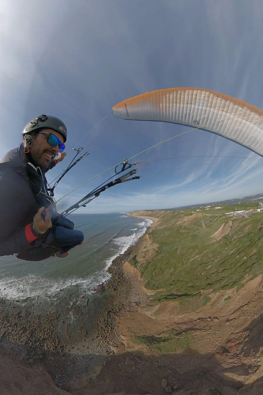 Nazare: Paragliding tandem flight - An Overview of the Experience
