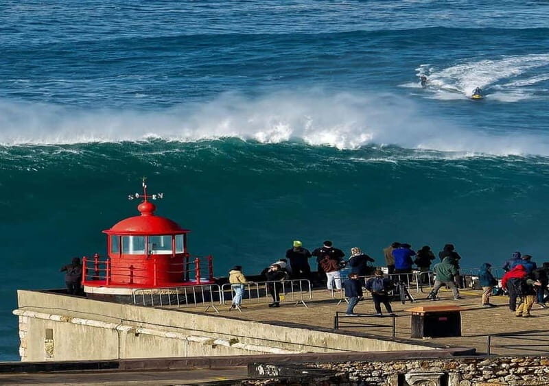 Nazaré: The Giant Waves Surf Experience - Key Points