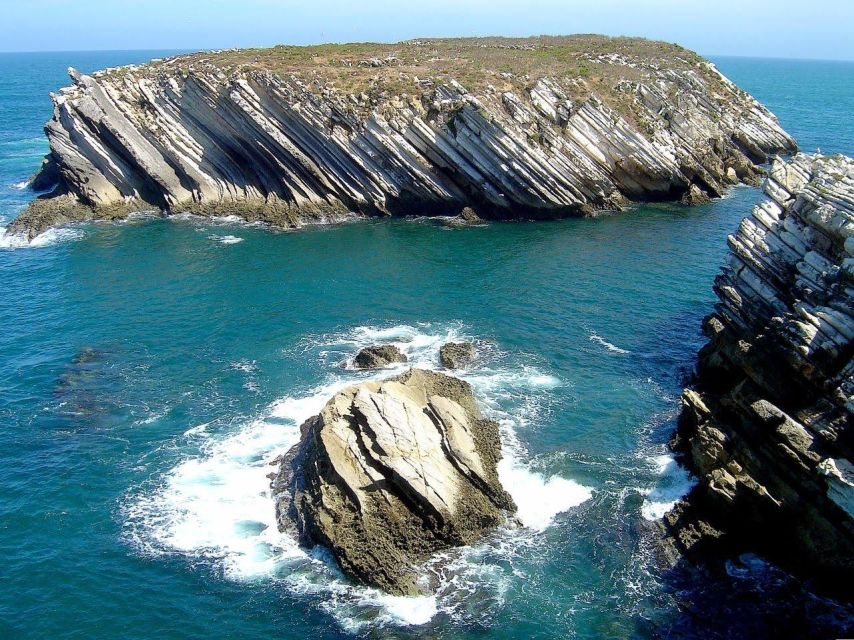 Nazaré Waves and Medieval Village of Óbidos Private Tour - Discover Óbidos