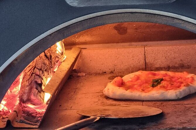 Neapolitan DOC Pizza Class And Cooking in a Wood Oven at a Local's house - Who Should Consider This Tour?