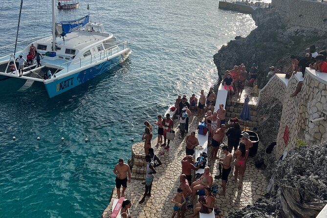 Negril 7 mile Beach, Party Catamaran Cruise and Ricks Cafe Combo - FAQs  