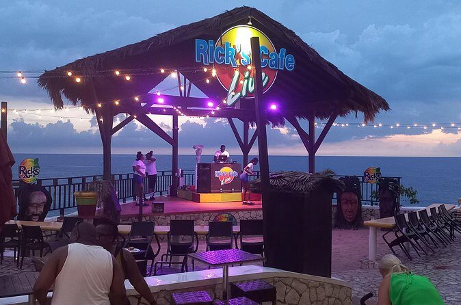 Negril 7 Miles White Sand Beach and Rick's Cafe from Montago Bay - The Sum Up