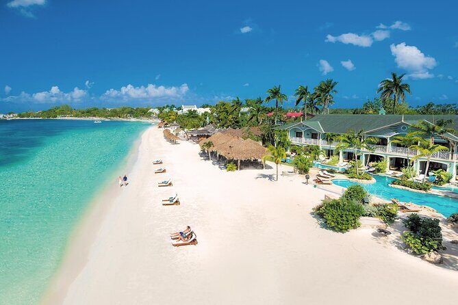 Negril Beach Experience and Rick's Café Combo Tour Negril - An In-Depth Look at the Tour Experience