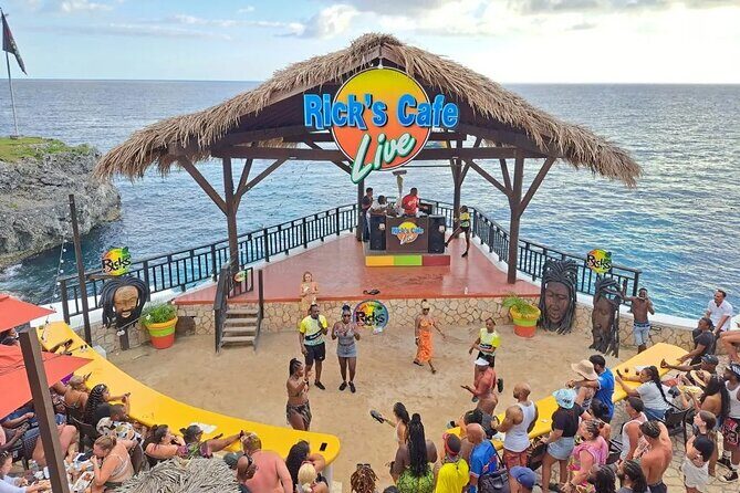 Negril Combo Experience 7 Mile Beach, Shopping and Rick's Café - An In-Depth Look at the Tour Experience