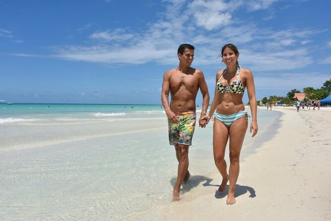 Negril Highlights Catamaran Cruise With Stop At Margaritaville - An In-Depth Look at the Negril Catamaran Experience