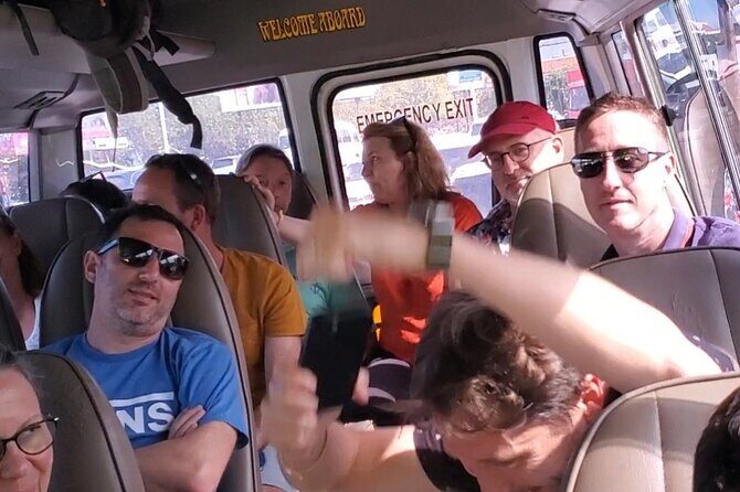 Negril Private Airport Transfers To and From MBJ Airport - The Convenience of Flight Monitoring and Punctuality