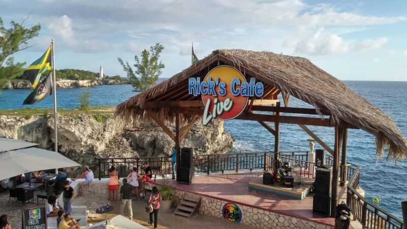 Negril: Seven Mile Beach, Craft Market, and Ricks Café Tour - Key Points