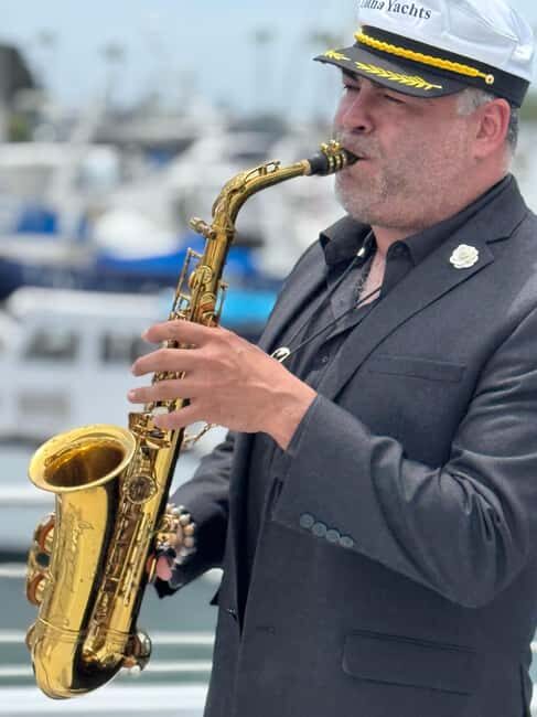 Nerissa Sounds: Sunday Jazz Brunch on the Bay! - The Social Element and Atmosphere