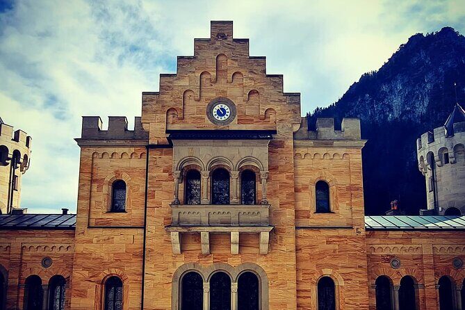 Neuschwanstein Castle, Ettal Abbey and Oberammergau Private Tour from Munich - FAQ