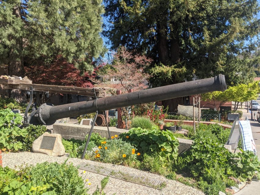 Nevada City, California: Scavenger Hunt Walking Tour - Group Collaboration and Teamwork