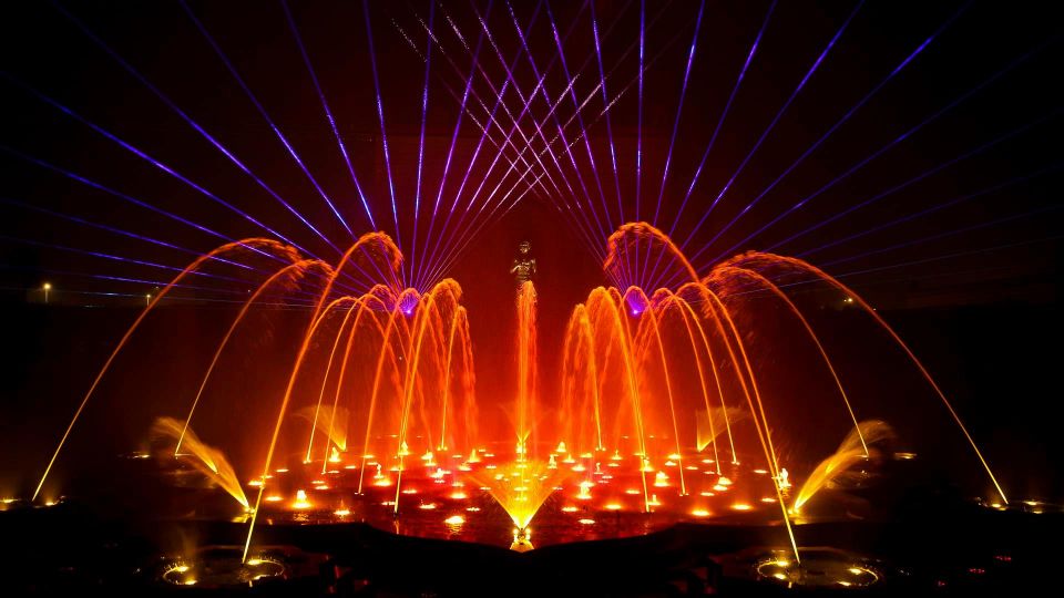 New Delhi: Akshardham Exhibition, Light and Water Show Tour - Itinerary and Experience Highlights
