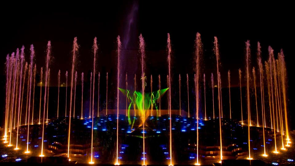 New Delhi: Akshardham Exhibition, Light and Water Show Tour - Tips for Visiting Akshardham