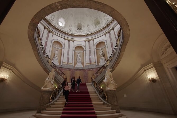 New Museum Tickets in Berlin Review - Self-Guided Exploration