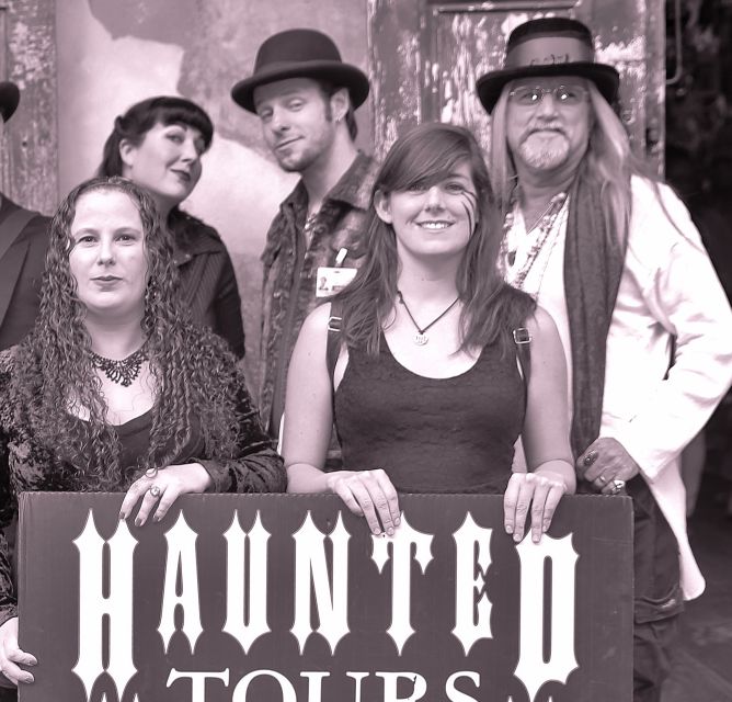 New Orleans: 5 in 1 Ghost & Mystery Evening Tour - Meeting Point