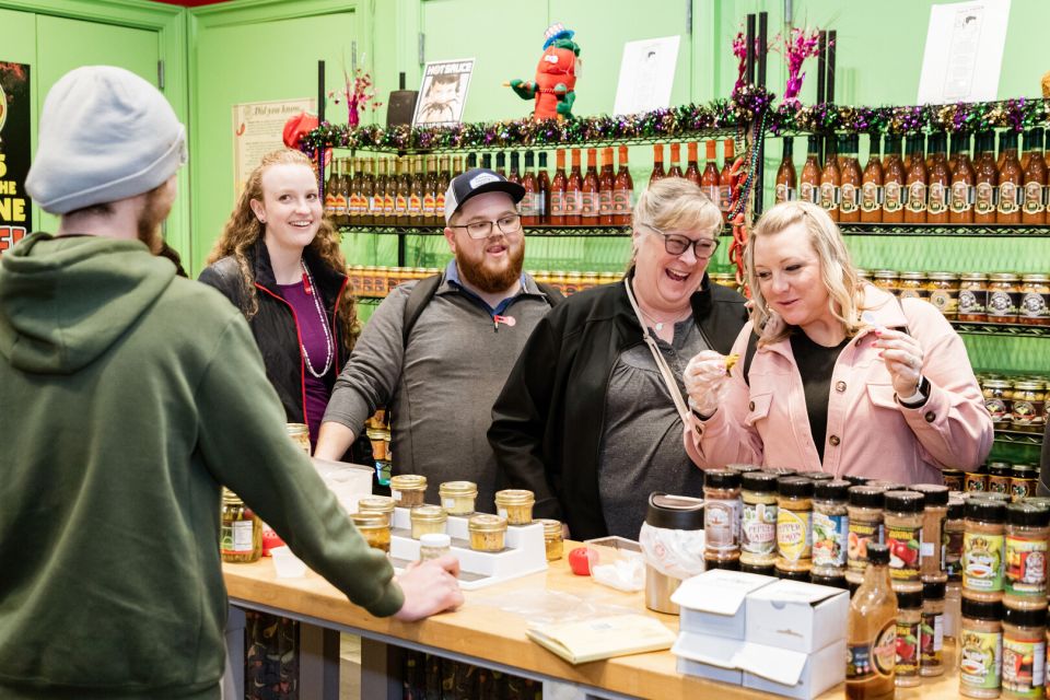 New Orleans: Combo Cocktail and Food History Tour - Taste Local Flavors at Restaurants
