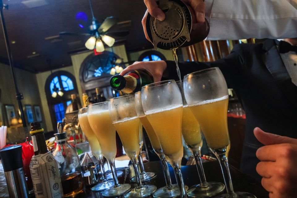 New Orleans: Cooking Class & Cocktail Walking Tour - Cocktail Walking Tour of the French Quarter