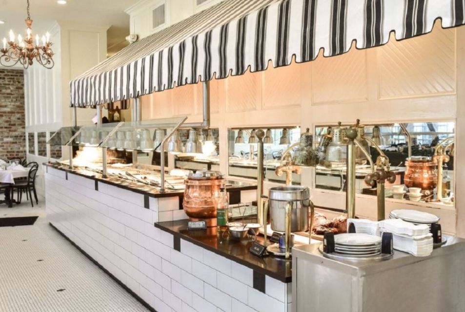 New Orleans: Court of Two Sisters Jazz Brunch Buffet - Indulgent Lunch Options