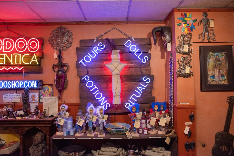 New Orleans: French Quarter, Witches, Voodoo, & Ghost Tour - Participating in a Ritual and Casting a Spell