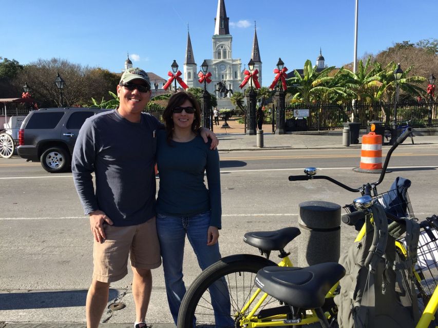 New Orleans: Garden District and French Quarter Bike Tour - Exploring the Garden District