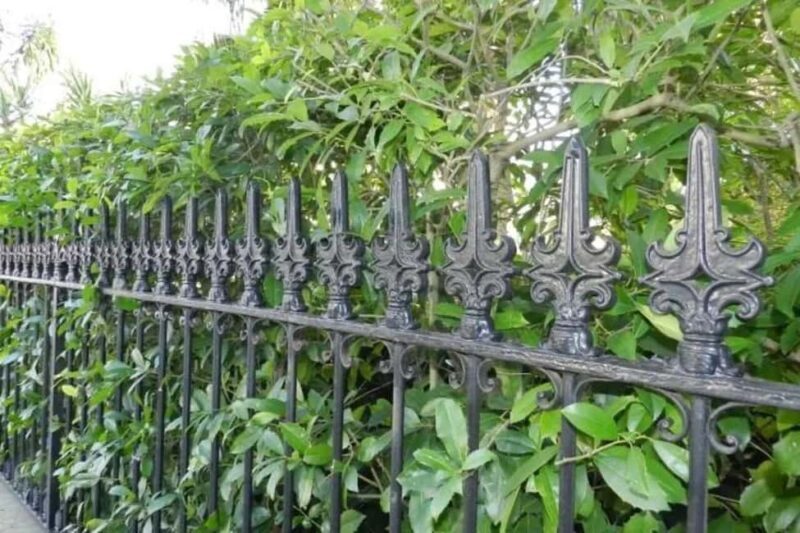 New Orleans: Garden District Walking Tour - Exploring the Garden District: A Walking Tour Worth Your Time