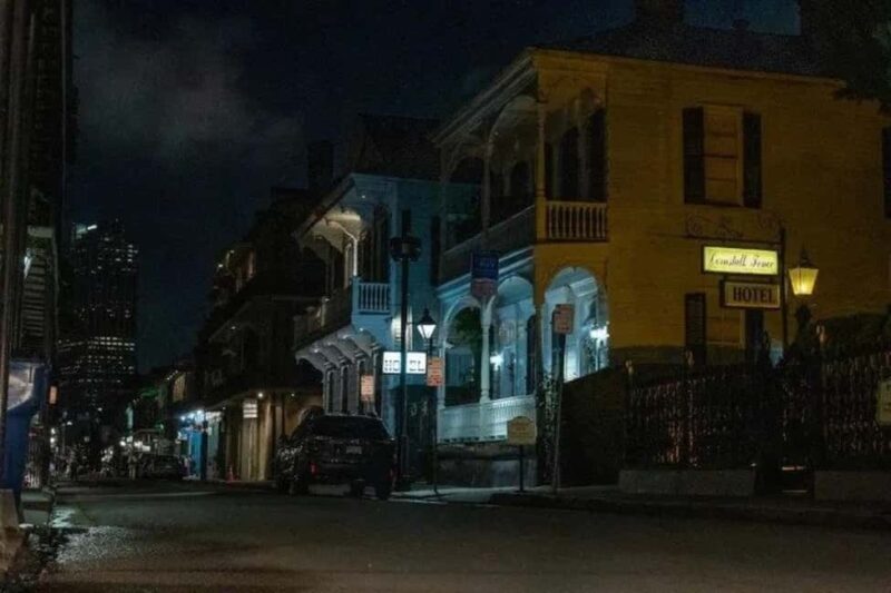 New Orleans: Ghosts of the French Quarter Tour - An Authentic 2-Hour Journey into the Haunted French Quarter