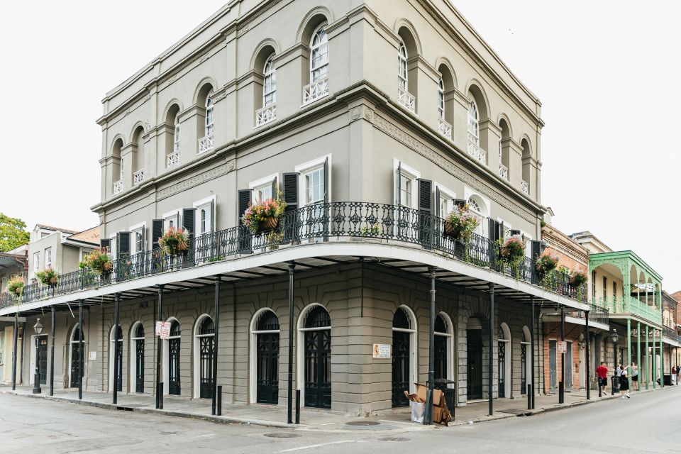 New Orleans: Haunted Ghost, Voodoo, and Vampire City Tour - Important Tour Information and Requirements