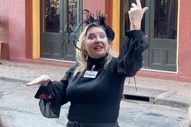 New Orleans Historic Haunted Bar Crawl - Schedule and Meeting Information