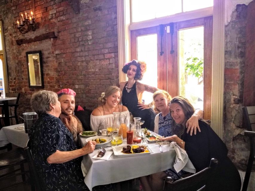 New Orleans: Local Food Tour With Creole and Cajun Tastings - Exploring the French Market