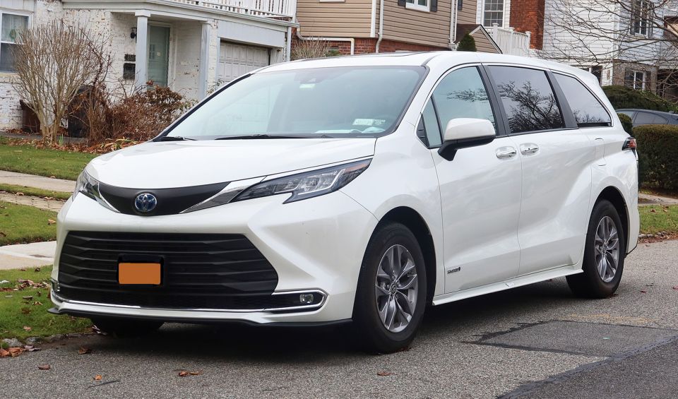 New Orleans: Private Airport Transfer With Luxury Car - Highlights of the Experience