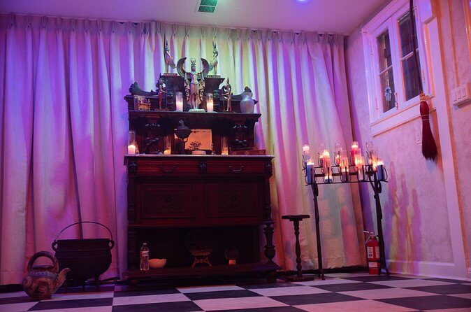 New Orleans Seance Experience - Key Points