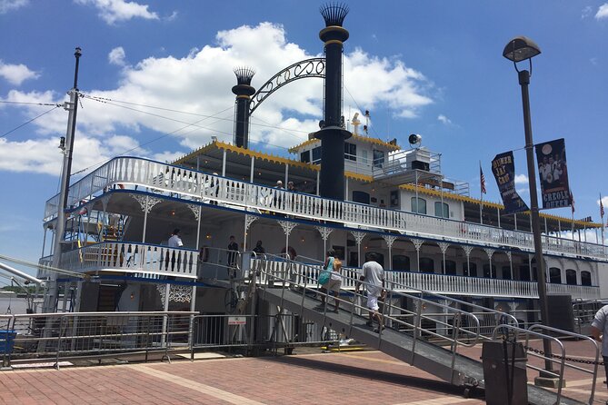 New Orleans Select Pass: Bus Tour, Historic Cruise, Walking Tour - The Sum Up