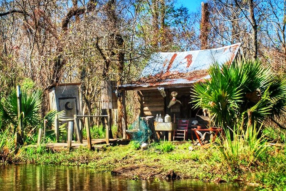 New Orleans: Swamp Boat Ride and Historic Plantation Tour - Manchac Swamp Boat Ride