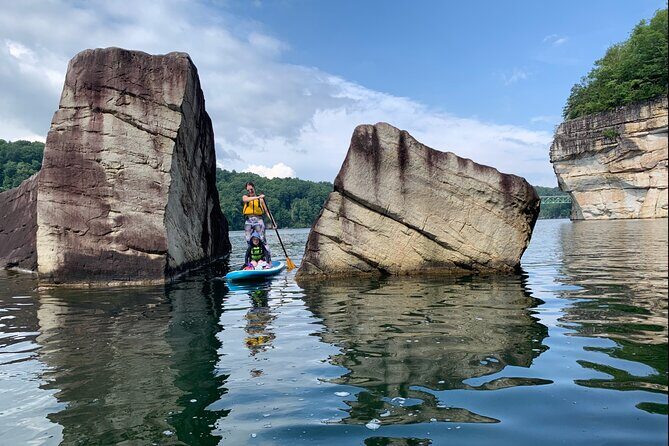 New River Gorge Guided Paddleboarding and Kayaking - An In-Depth Look at the New River Gorge Paddleboarding and Kayaking Tour