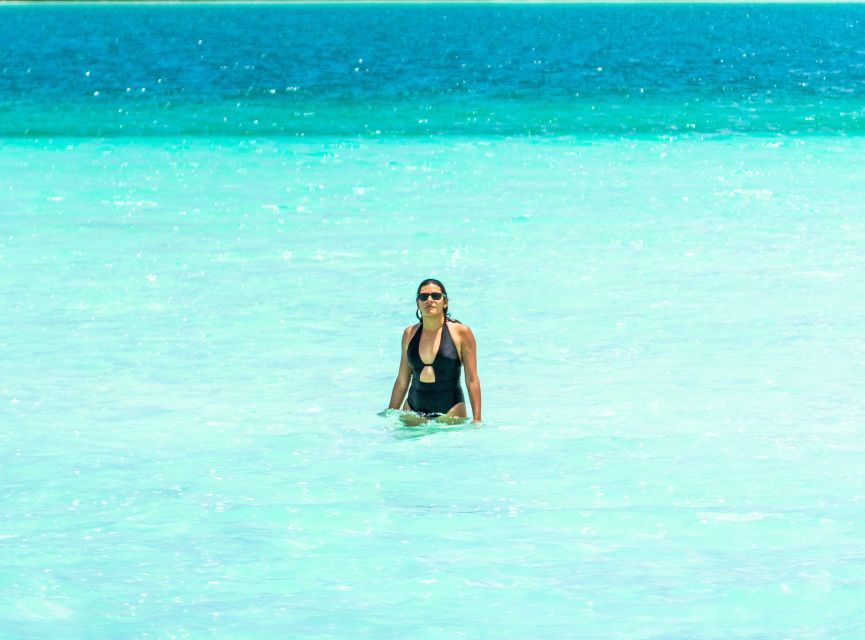 NEW Tour!!! 3-Hr Private Eco Sailing Tour W/ Kayaks Included - Getting to the Meeting Point