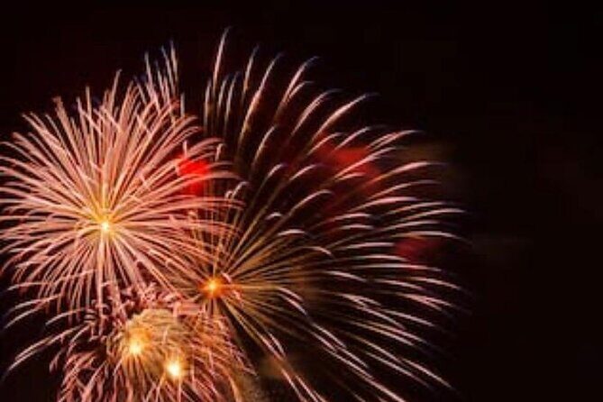 New Year's Eve on a Sailboat with Fireworks display in Lisbon - Key Points