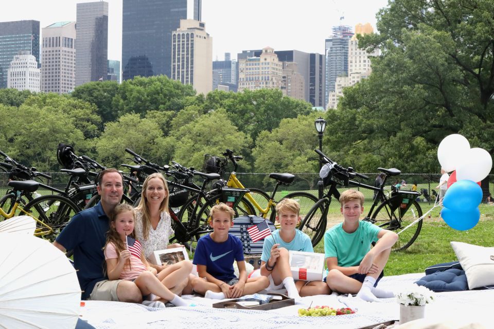 New York City: All Day Bike Rental and Central Park Picnic - Exploring Central Parks Top Attractions