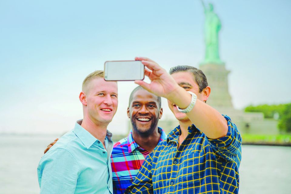 New York City: Brunch, Lunch, or Dinner Buffet River Cruise - Non-Refundable Activity Policy
