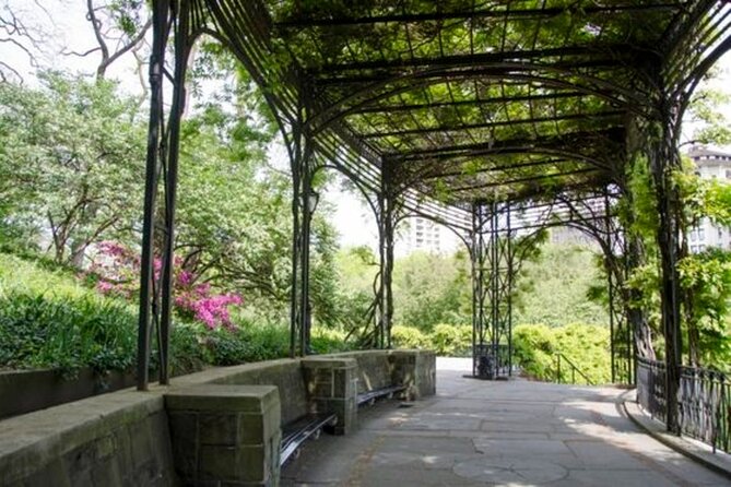 New York City Central Park Walking Tour With a Guide - Accessibility Features