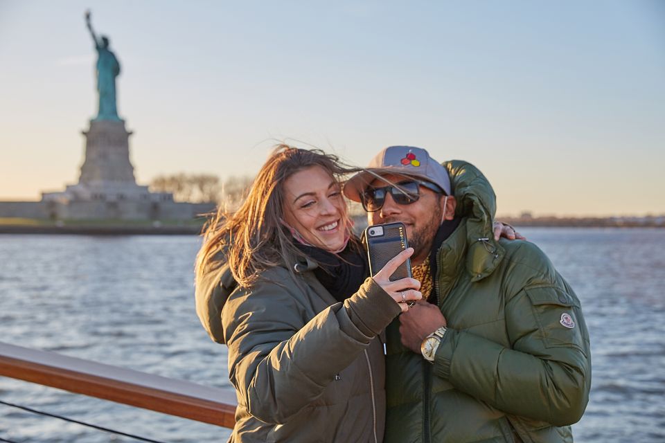 New York City: Champagne and Cheese Pairing Cruise - Inclusions