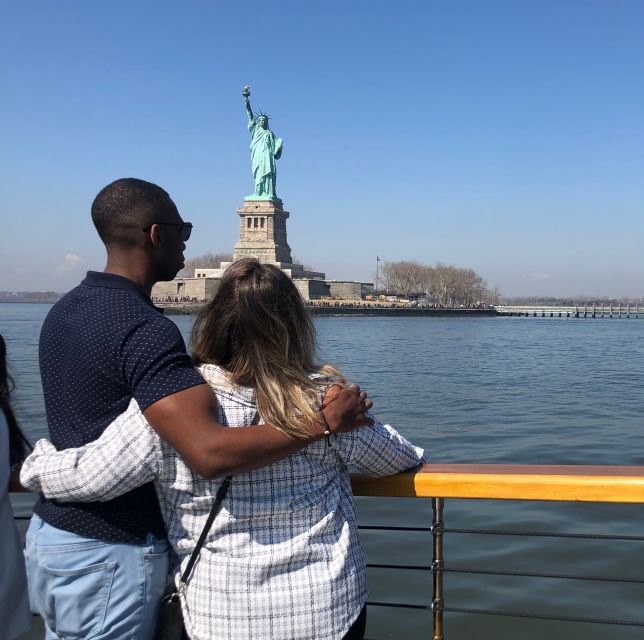 New York City: Champagne and Cheese Pairing Cruise - Meeting Point